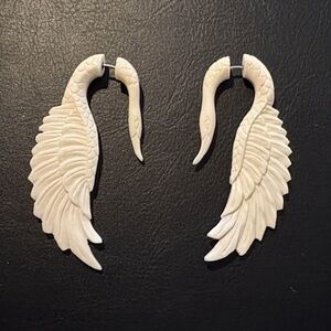 Elegant Cream Bird Wing Earrings